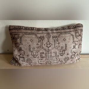 Brown Patterned Throw Pillow covers